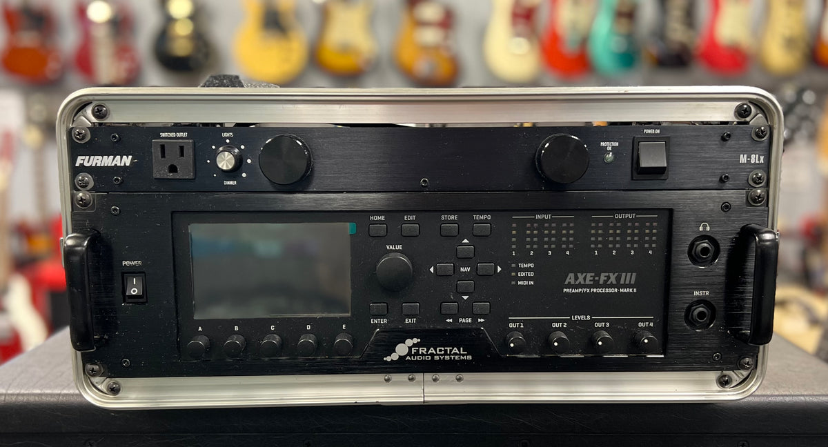 Fractal Audio AXE-FX III ラック+MIDIスイッチャー付 Axe-Fx III