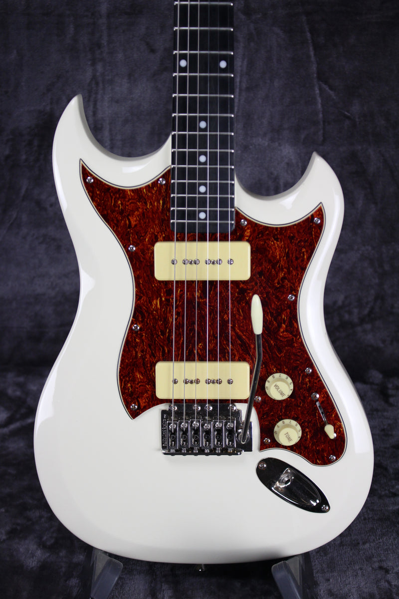 Hagstrom F200P – Empire Guitars