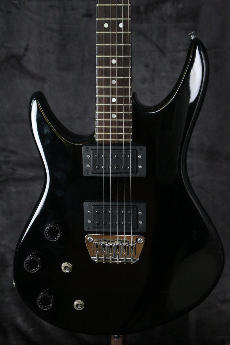 Peavey Milestone Black Left Handed – Empire Guitars