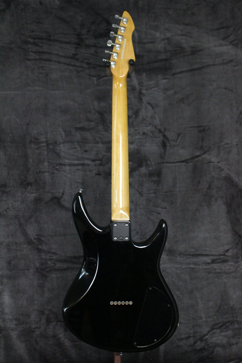 Peavey Milestone Black Left Handed – Empire Guitars