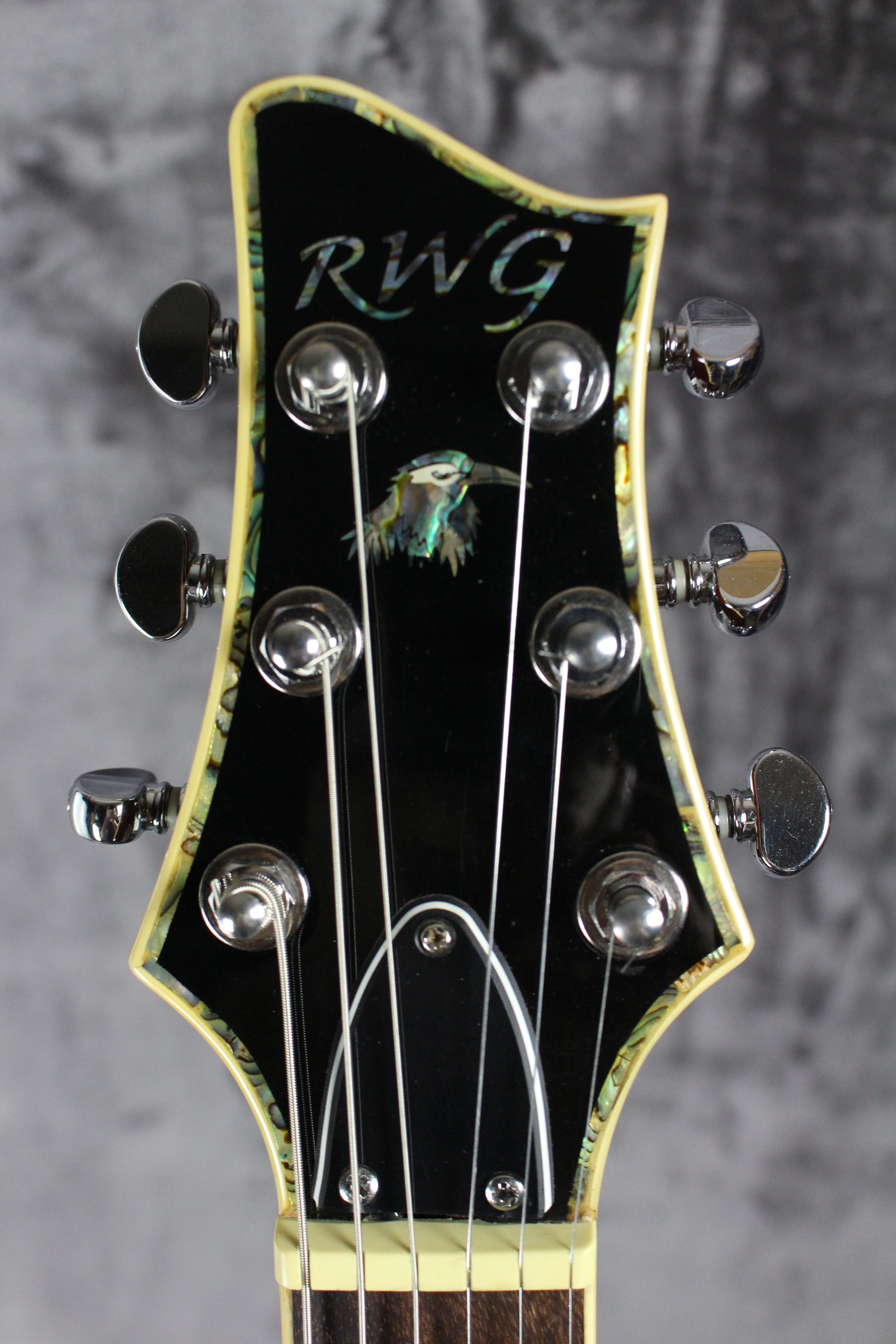 Raven West Guitars RG450 RWG – Empire Guitars