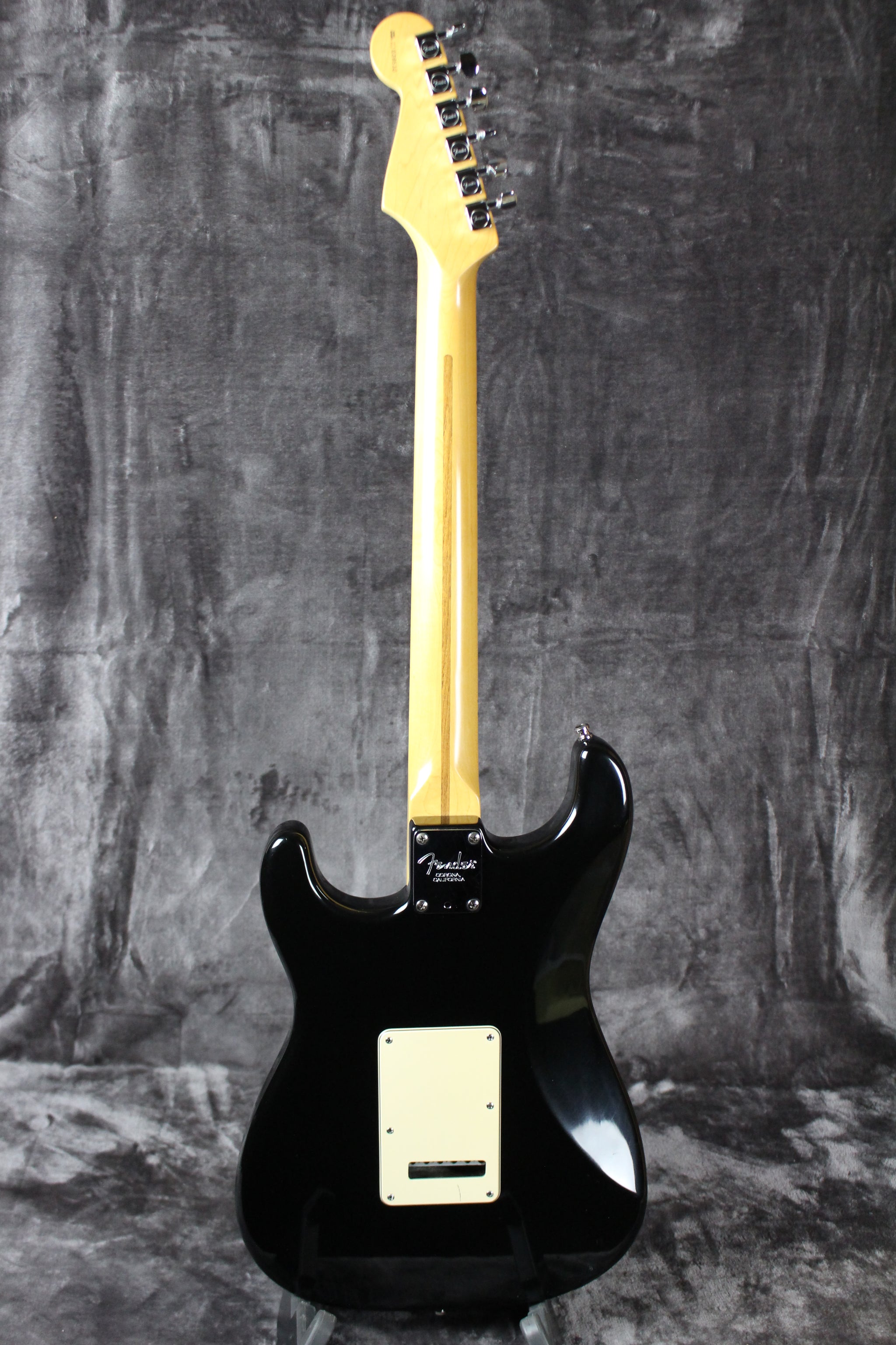 2002 Fender American Standard Stratocaster – Empire Guitars