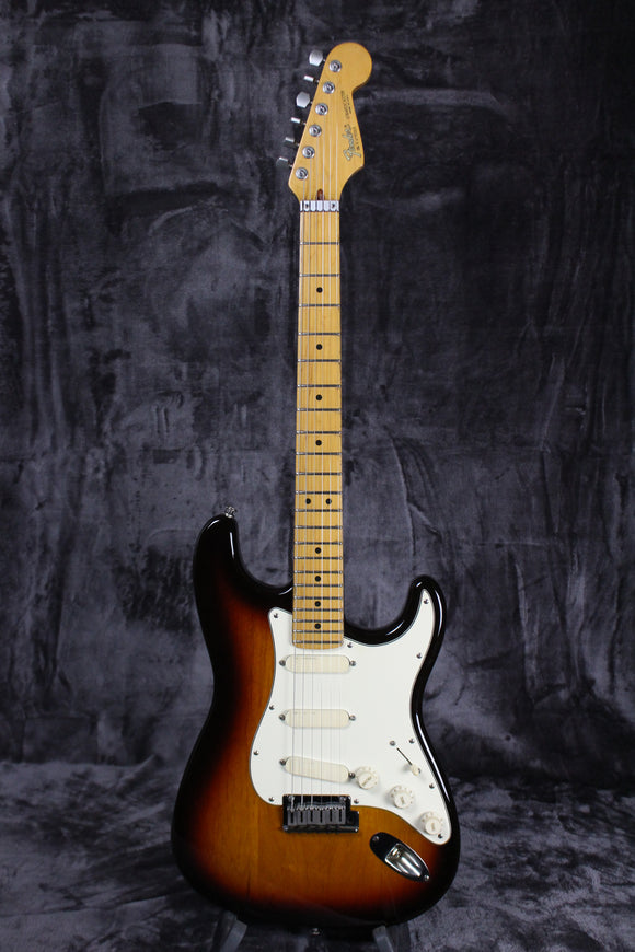 1988 Fender Stratocaster Plus