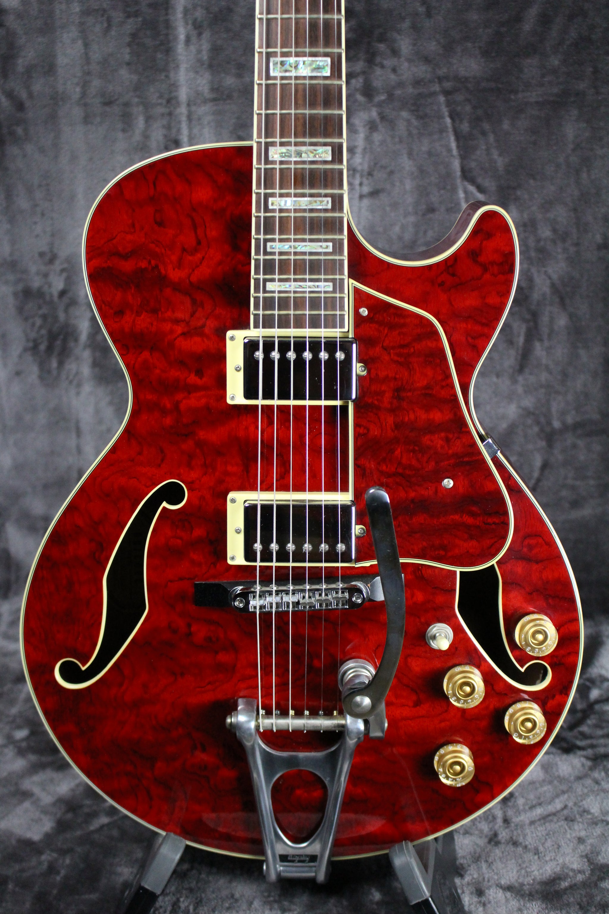 2005 Ibanez Artcore AG85-TDR w/HSC – Empire Guitars