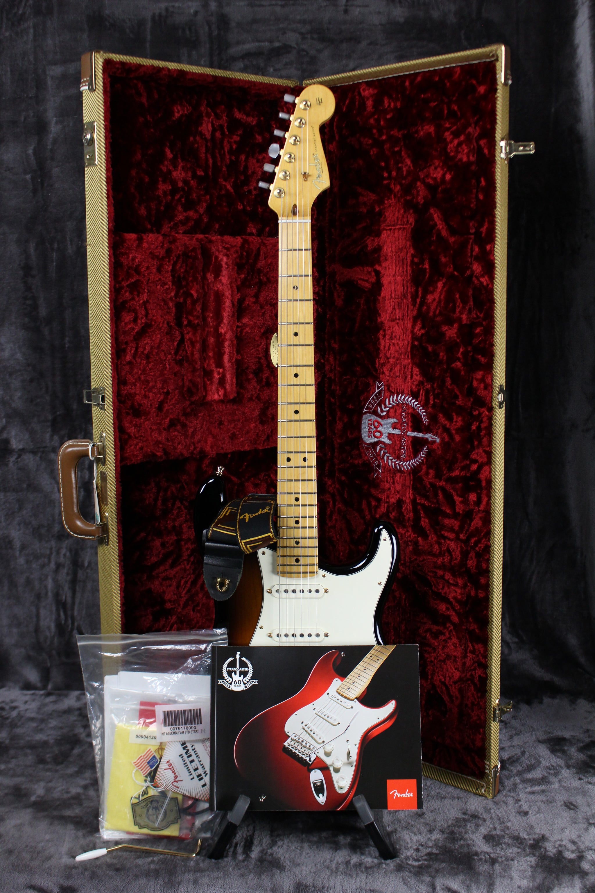 2014 Fender 60th Anniversary Commemorative Stratocaster 2014 Fender 60th Anniversary Commemorative Stratocaster