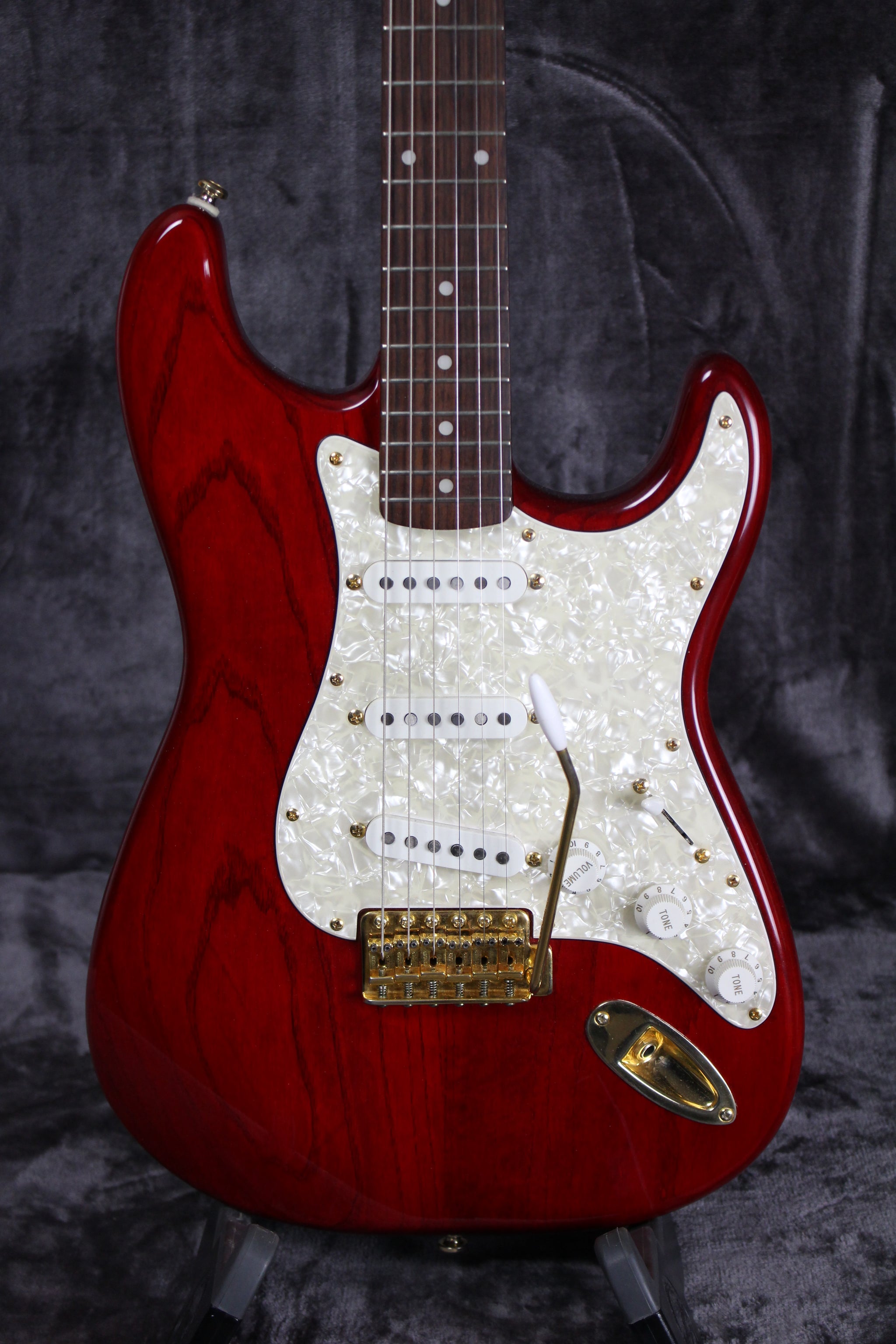 1997 Squier Stratocaster Pro Tone – Empire Guitars