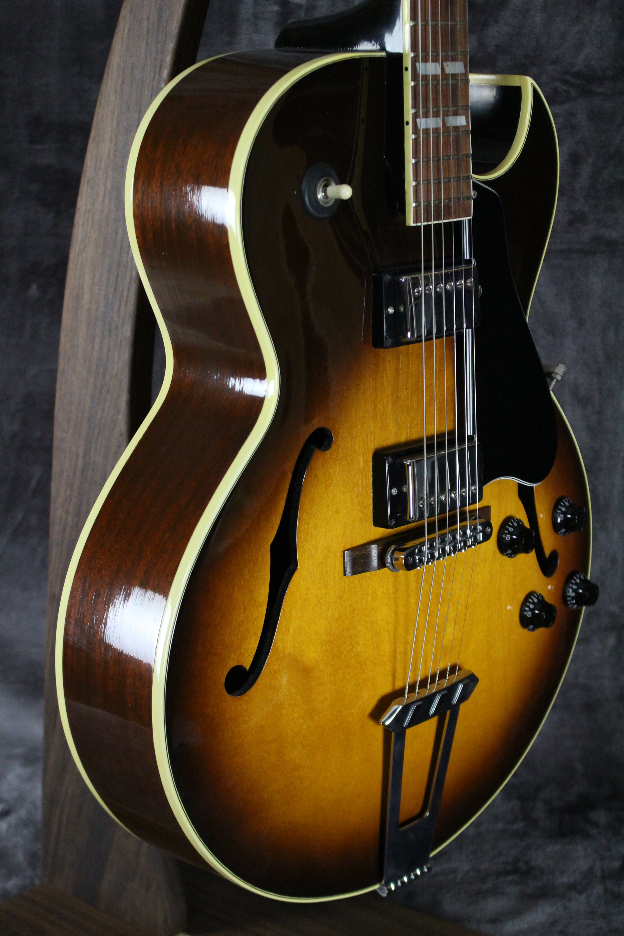 1988 Gibson ES-175D – Empire Guitars