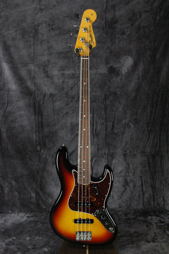 2022 Fender American Vintage II 1966 Jazz Bass