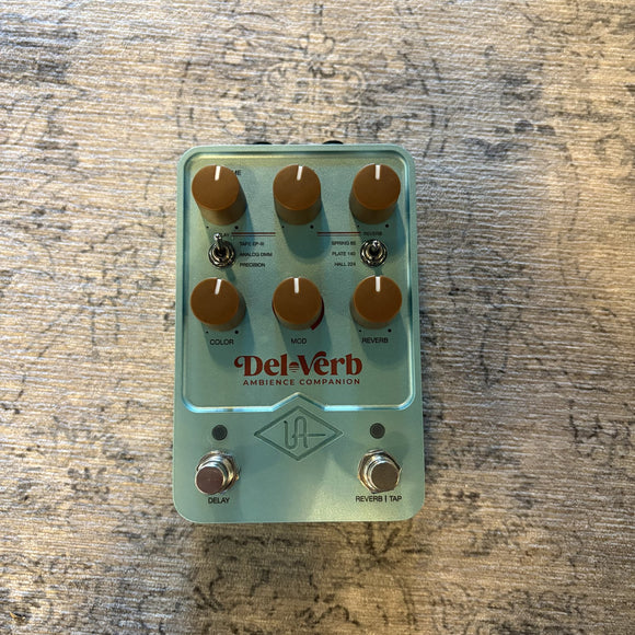 Universal Audio Del-Verb Used