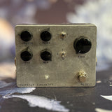 Fairfield Circuitry Meet Maude Analog Delay Used