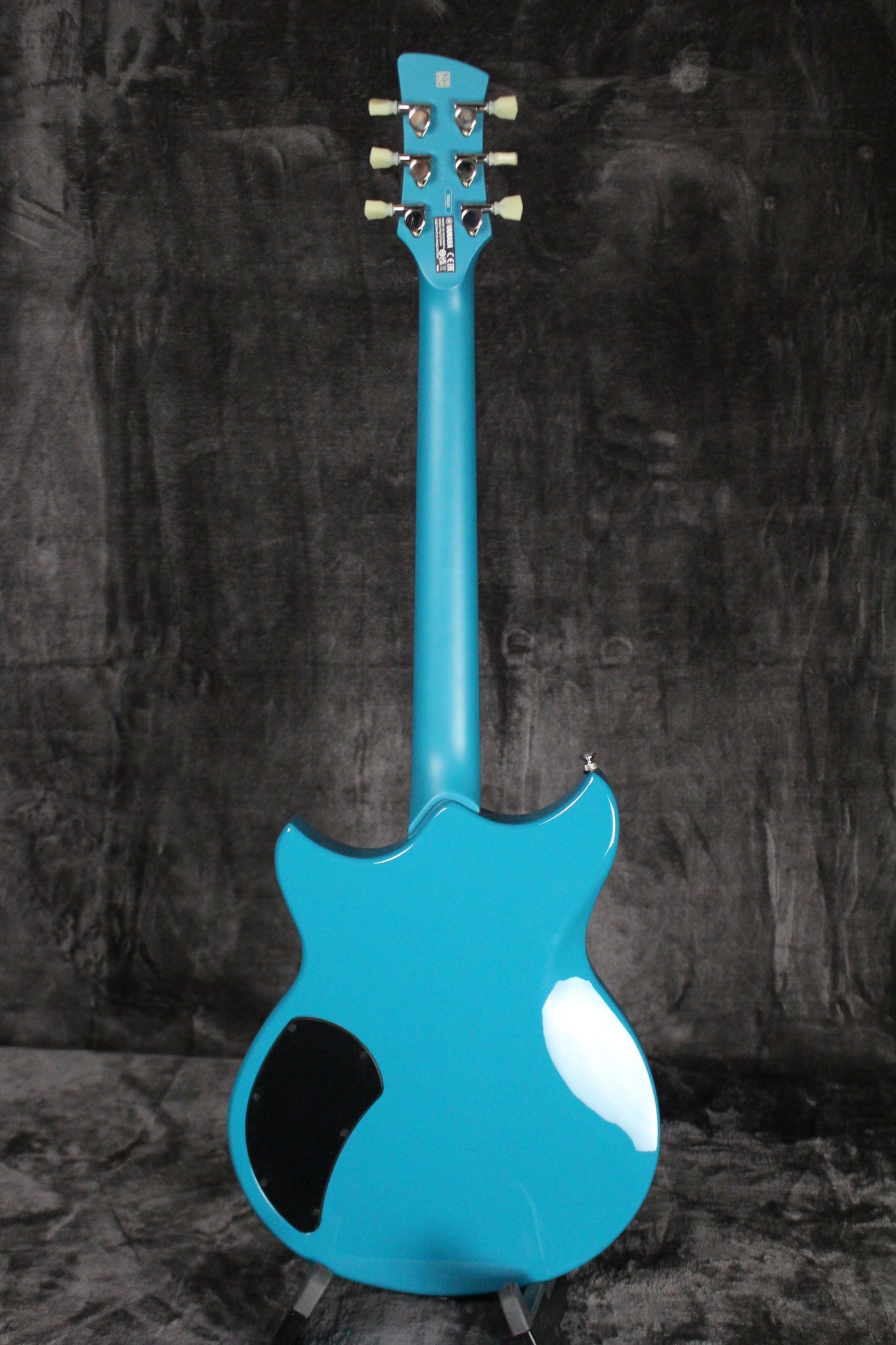 Yamaha Revstar Element RSE20 Swift Blue – Empire Guitars