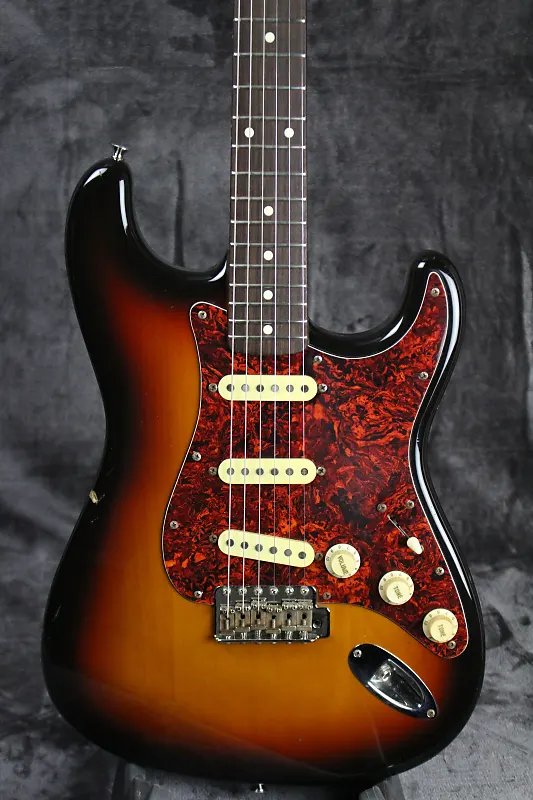 1995 Fender ST-62 Stratocaster MIJ – Empire Guitars