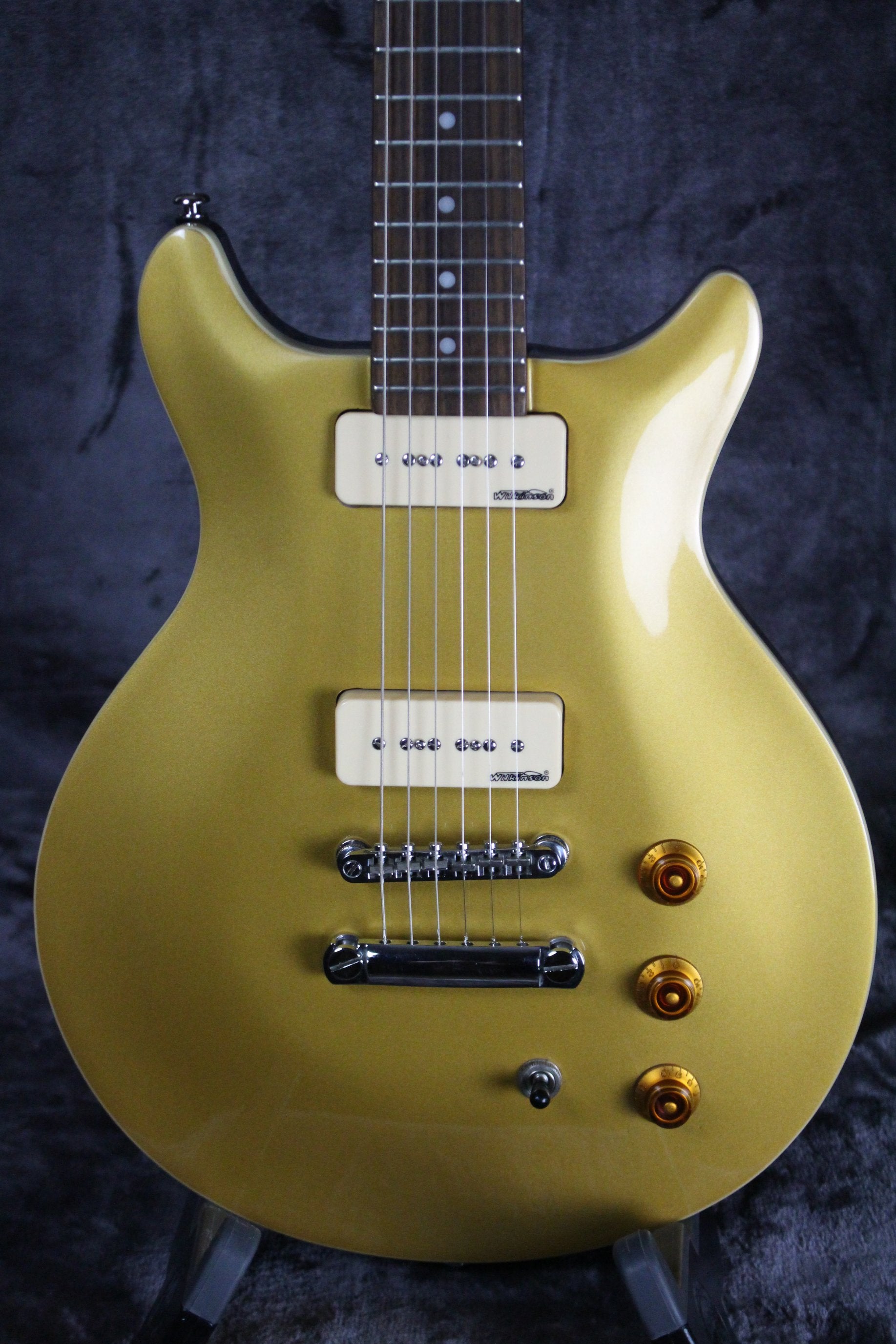 HAMER エレキギター USA製 ゴールド HAMER エレキギター USA製 ゴールド HAMER エレキギター USA製