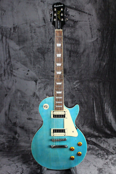 medium_4c43a63e-e40f-4b3c-a07c