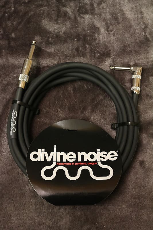 Divine Noise 15ft Instrument Cable ST-RA (Straight-Right Angle) Black *Free Shipping in the USA*