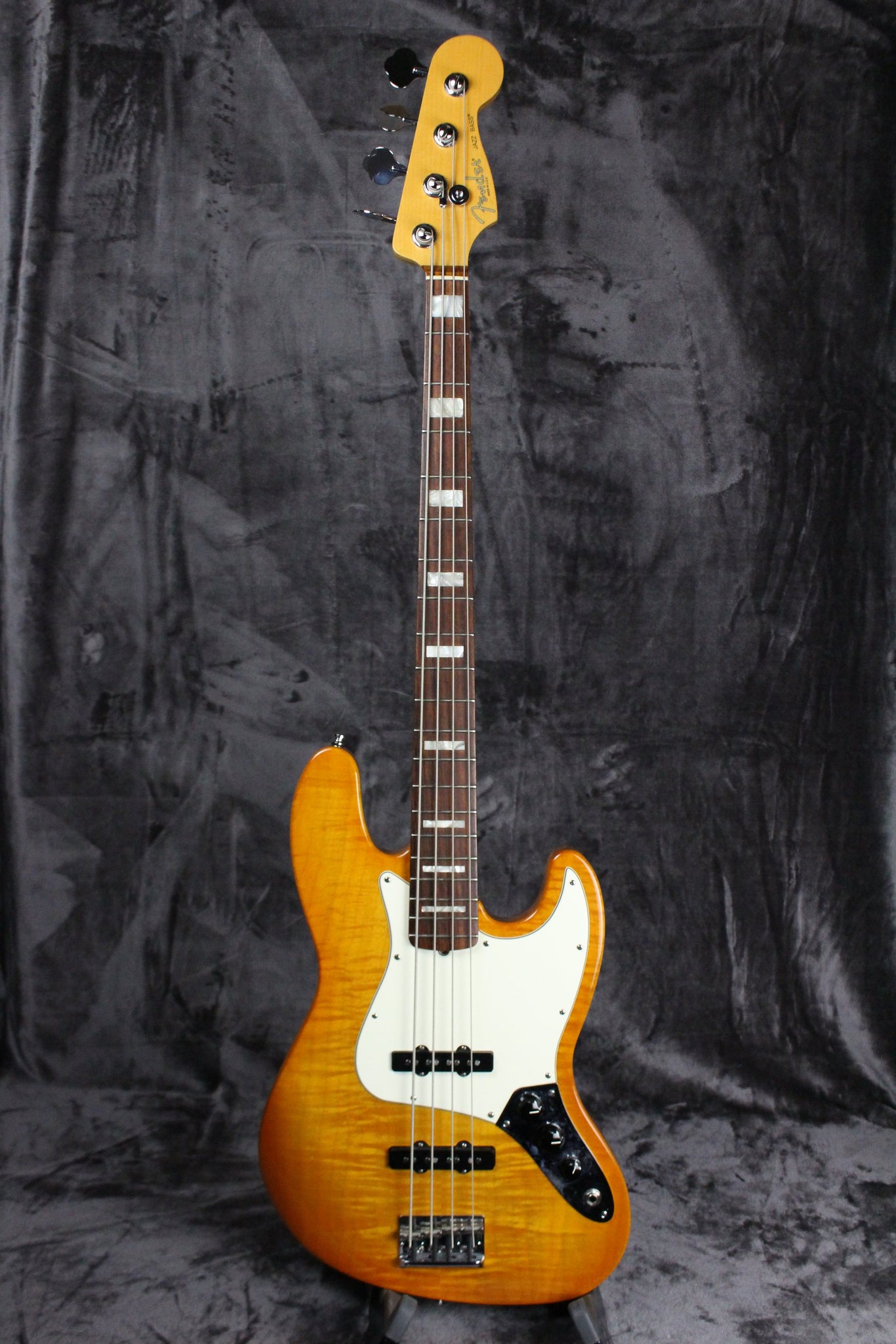 Fender select jazz deals bass