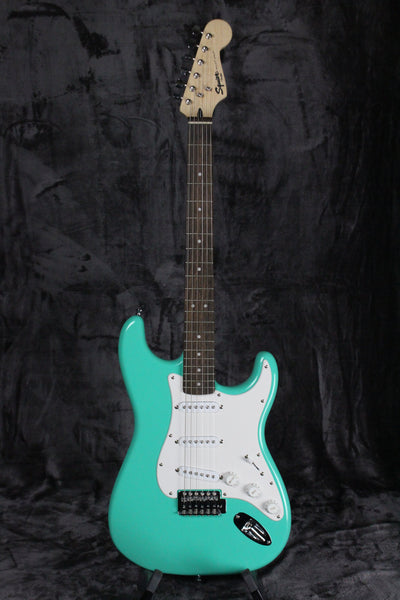 Squier Bullet Stratocaster – Empire Guitars