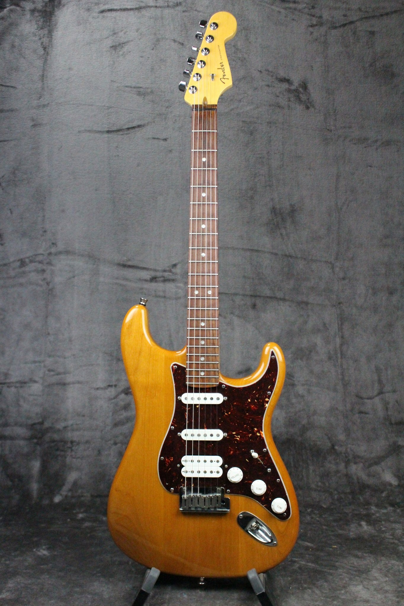 2010 Fender American Deluxe Stratocaster – Empire Guitars