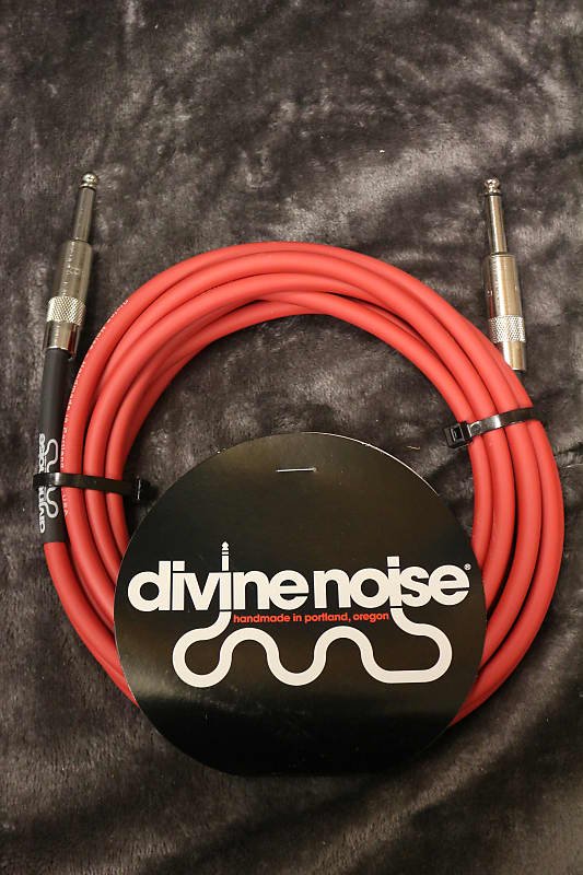 Divine Noise 15ft Instrument Cable ST-ST red (Straight-Straight) *Free Shipping in the USA*
