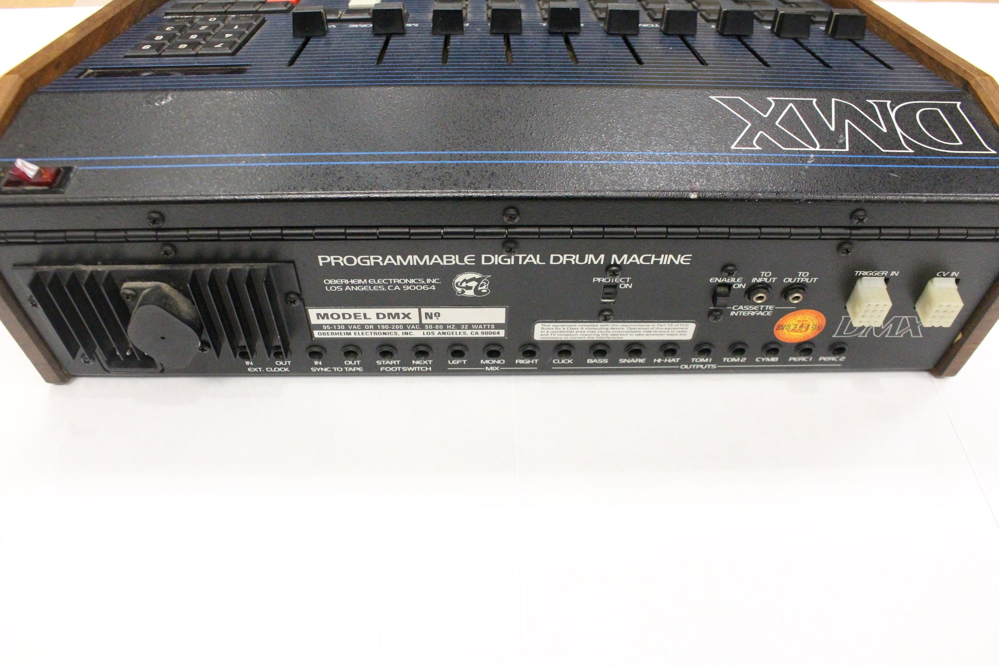 Vintage Oberheim DMX Digital Drum Machine – Empire Guitars, image size:2048x1365